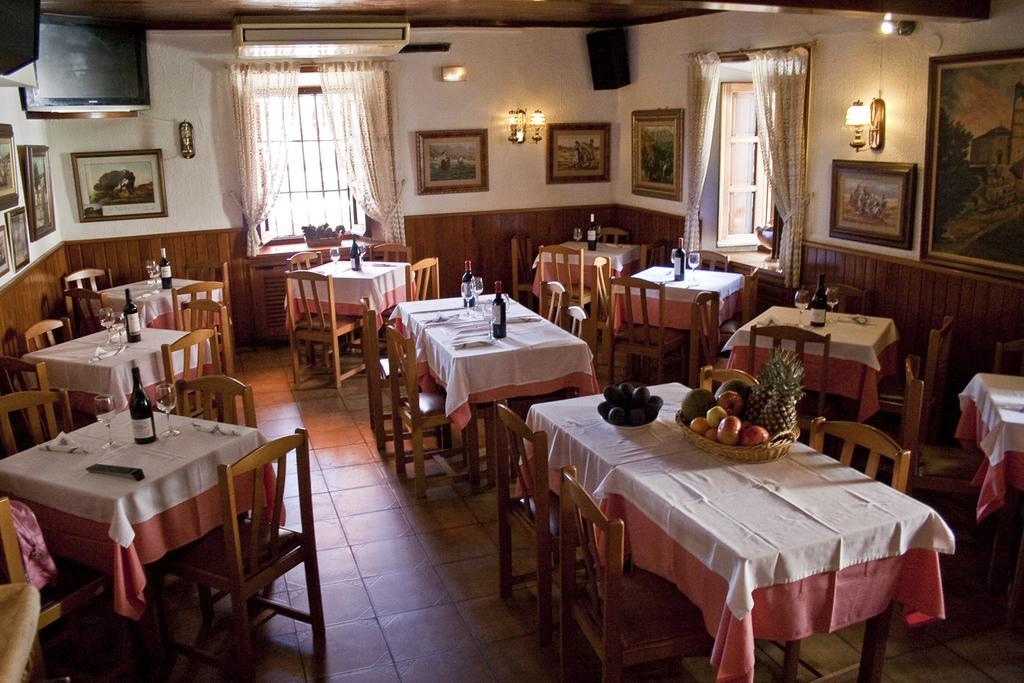 Hostal La Maya Cercedilla Exterior photo