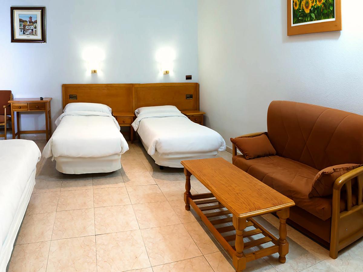 Hostal La Maya Cercedilla Exterior photo